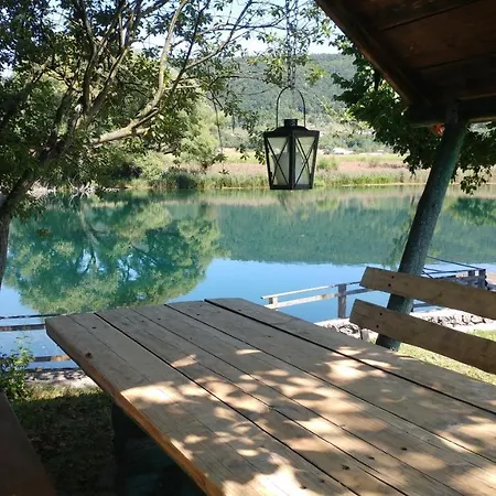 Appartement Villa Unski Smaragd Apartman *